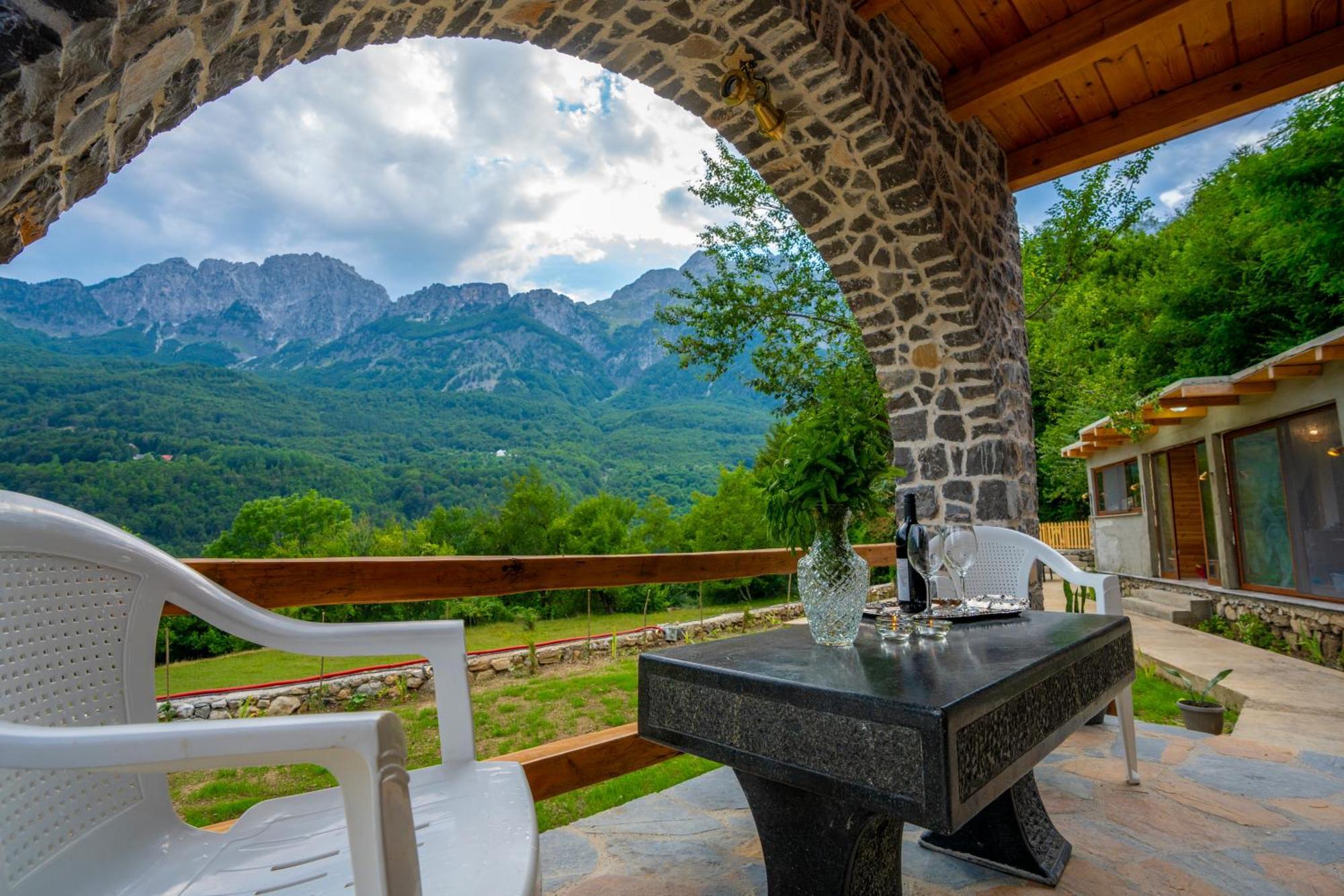 Villa Prelatheth Extérieur photo